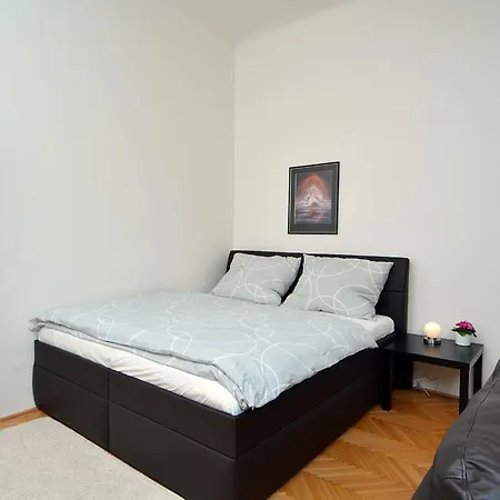 Apartment Amadeus Prague
